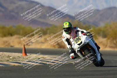 media/Mar-26-2022-CVMA (Sat) [[4461a8f564]]/Race 12 Amateur Supersport Middleweight/